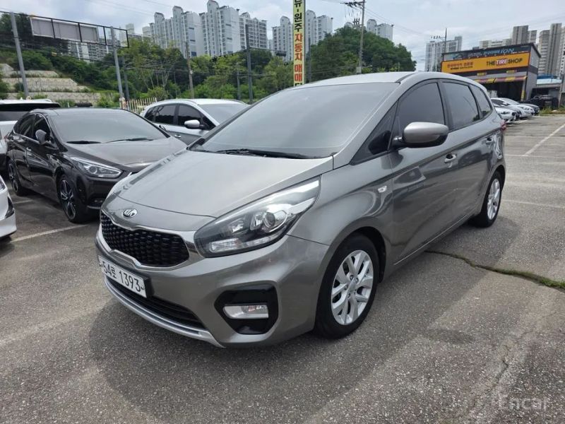 Kia Carens