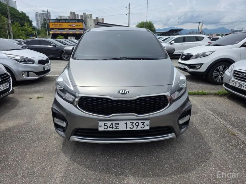 Kia Carens