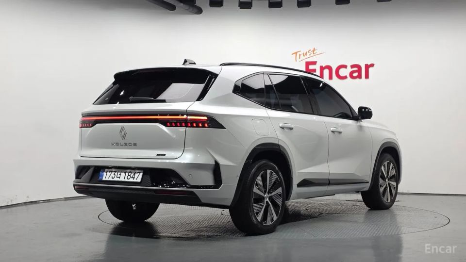 Renault-KoreaSamsung Grand Koleos