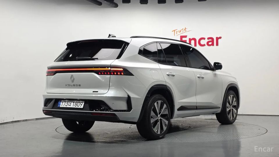 Renault-KoreaSamsung Grand Koleos