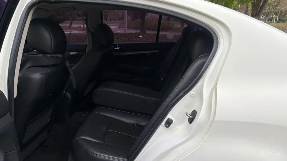 Infiniti G