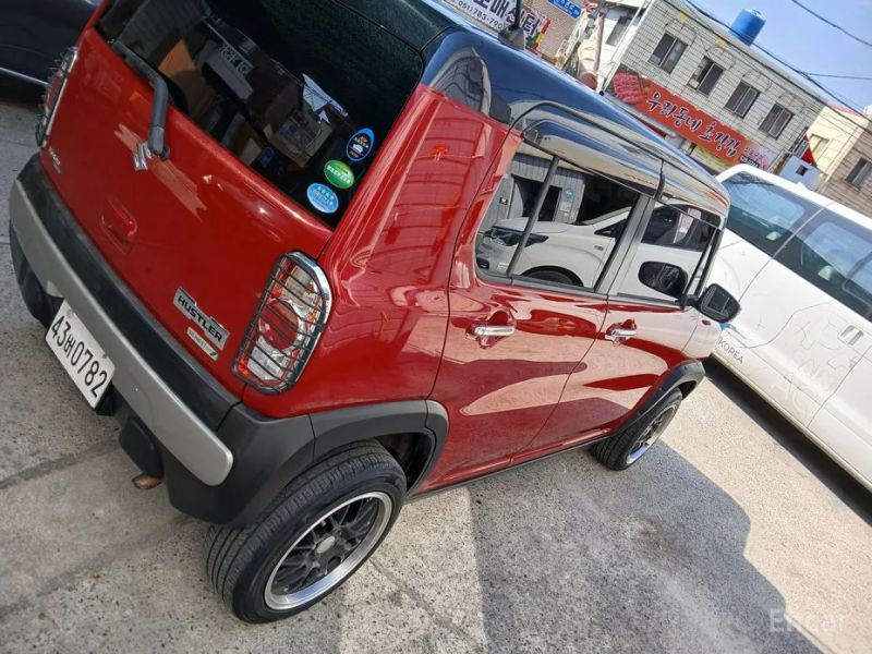 Suzuki HUSTLER