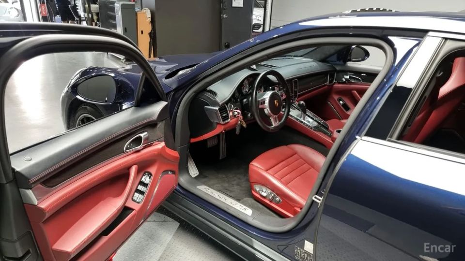 Porsche Panamera