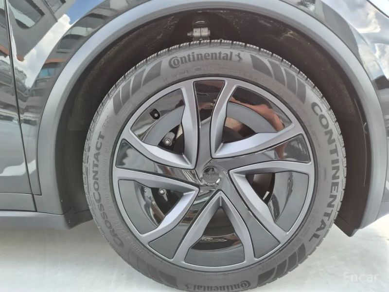 Tesla model-x