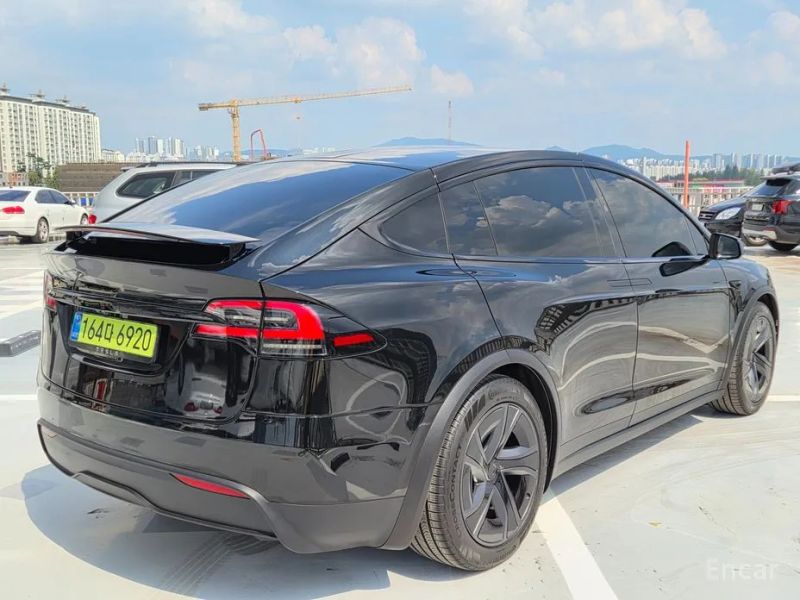 Tesla model-x