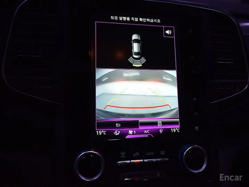 Renault-KoreaSamsung SM6