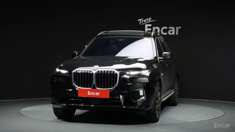 BMW X7
