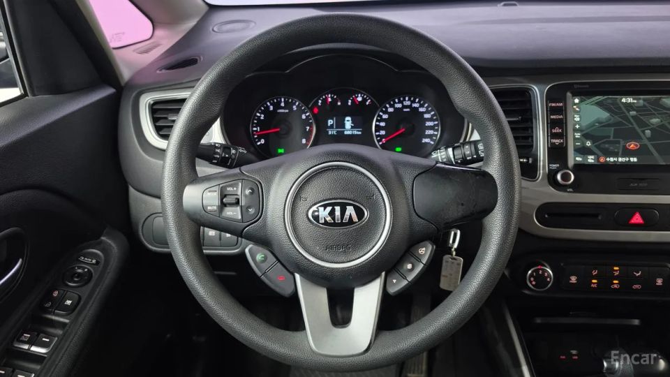 Kia Carens