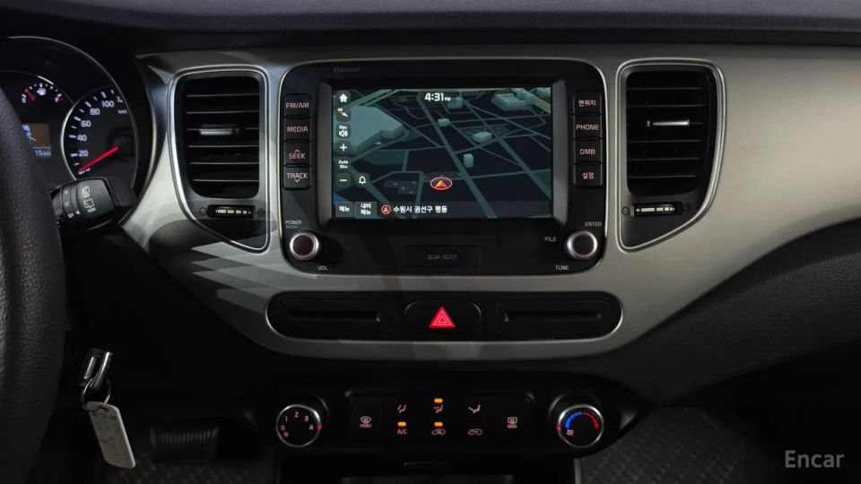 Kia Carens