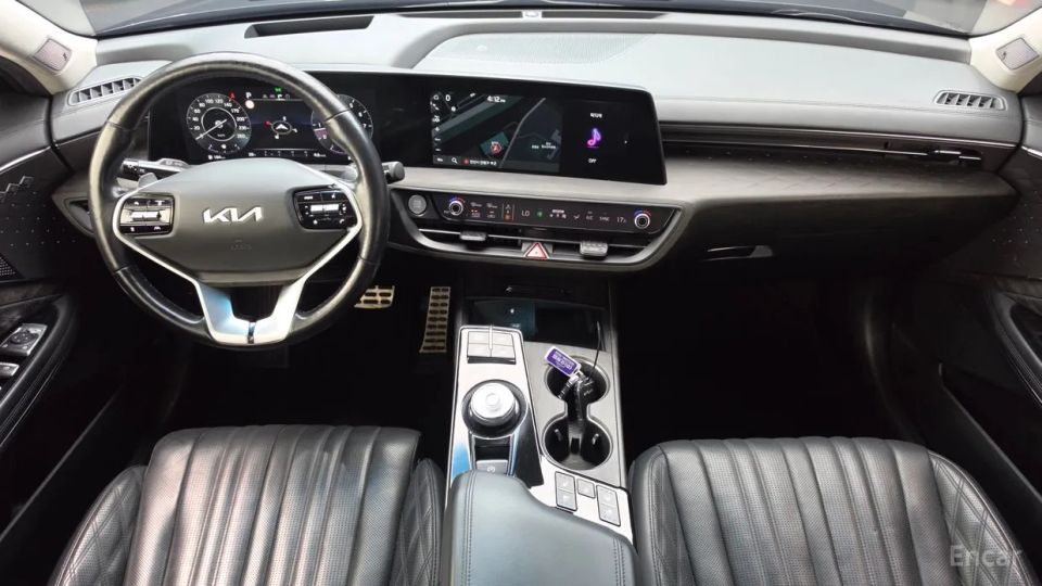 Kia K8