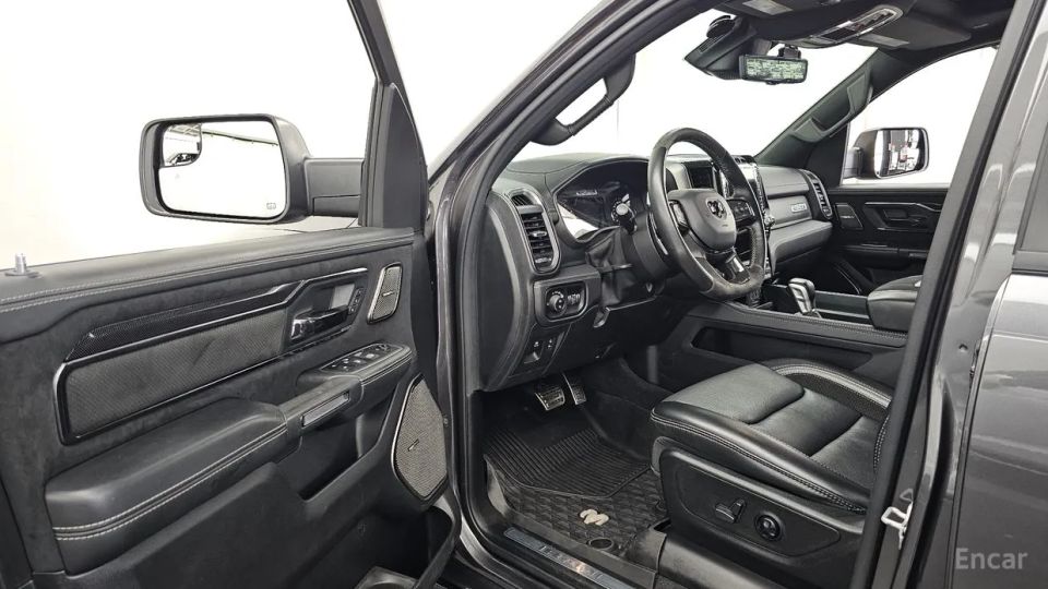 Dodge Ram Pick Up