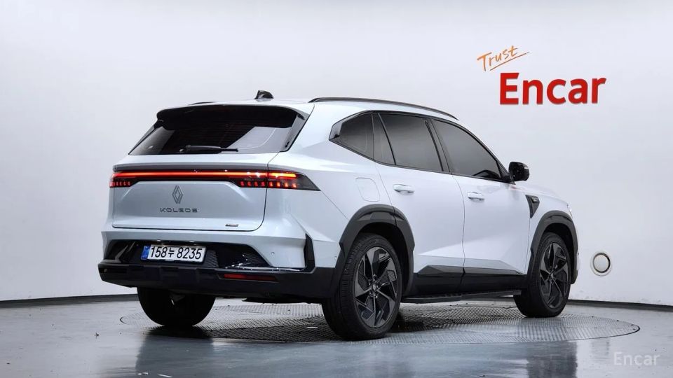 Renault-KoreaSamsung Grand Koleos
