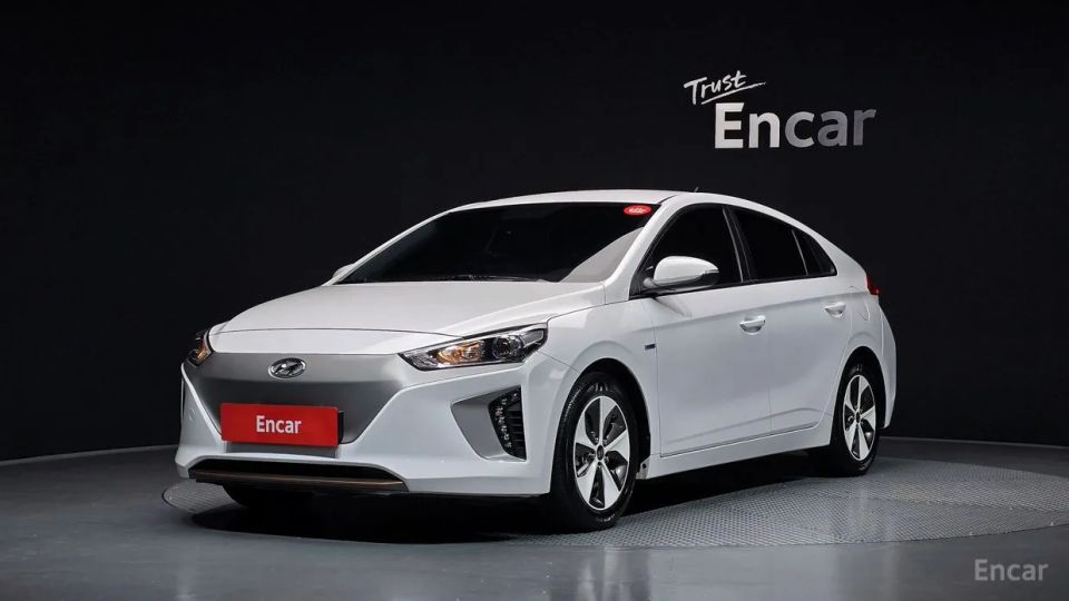Hyundai Ioniq