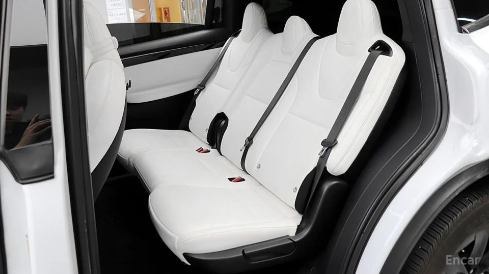 Tesla model-x