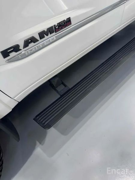 Dodge Ram Pick Up