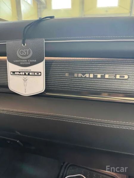 Dodge Ram Pick Up