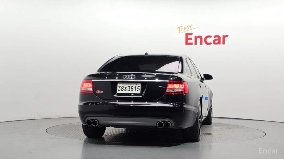 Audi S6