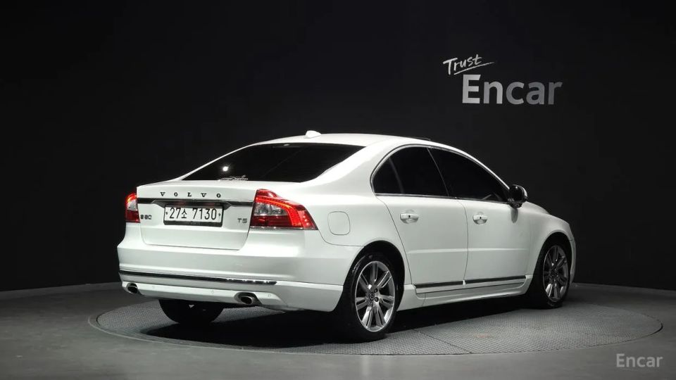 Volvo S80