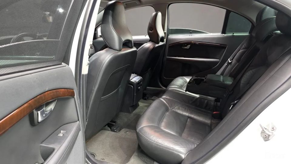 Volvo S80