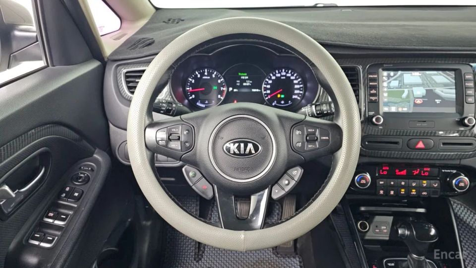 Kia Carens