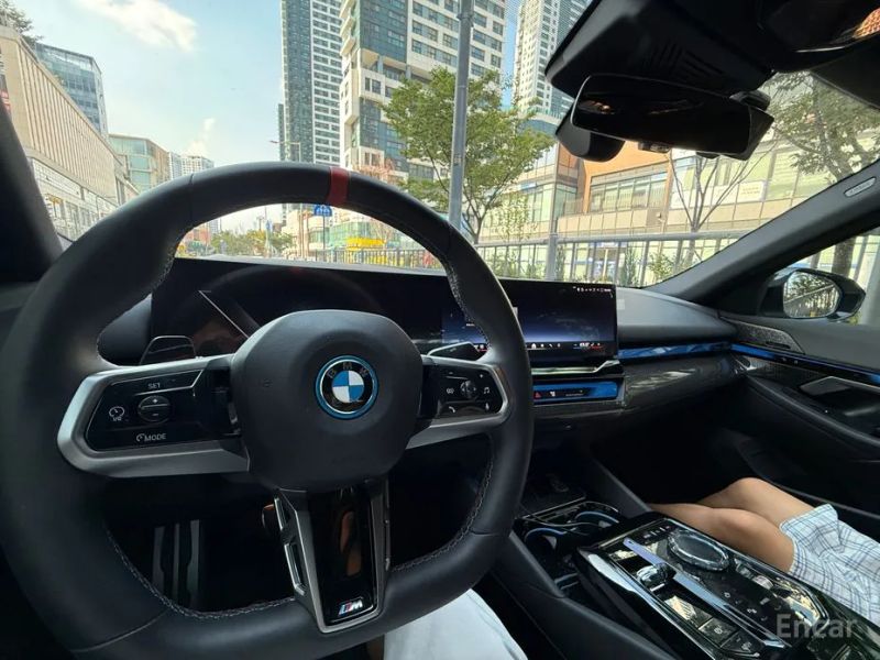 BMW i5