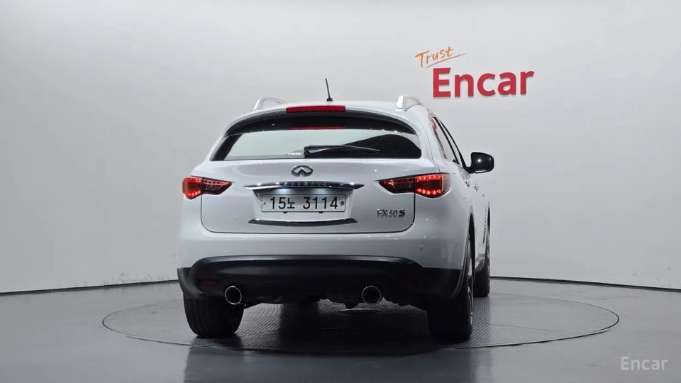 Infiniti FX