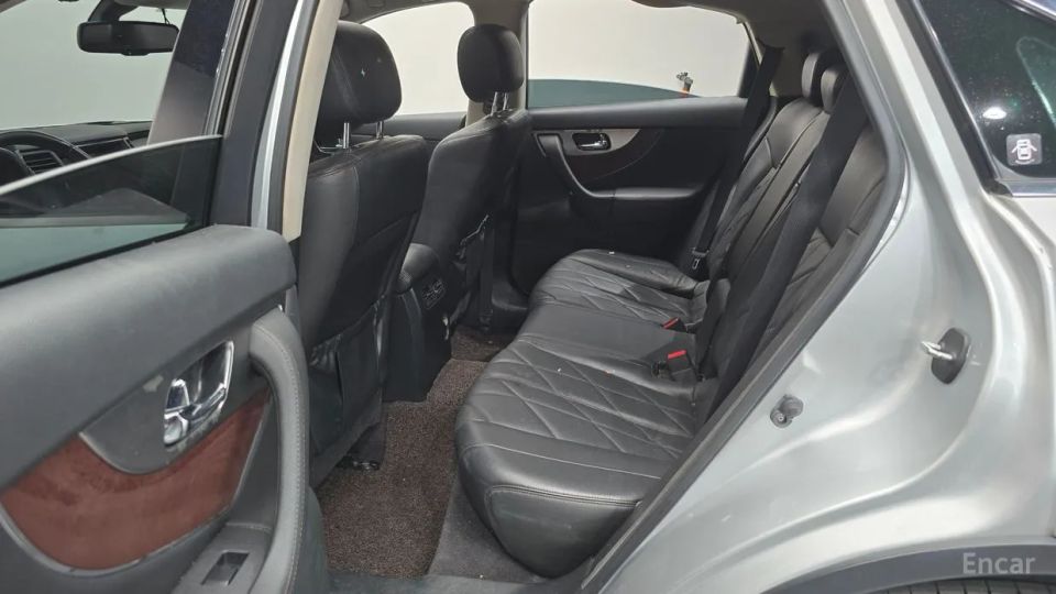Infiniti FX