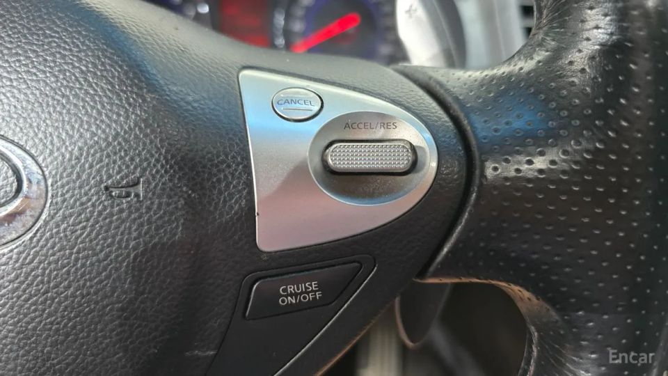 Infiniti FX