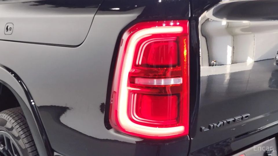 Dodge Ram Pick Up