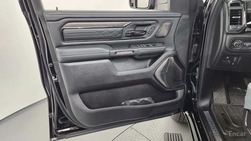 Dodge Ram Pick Up
