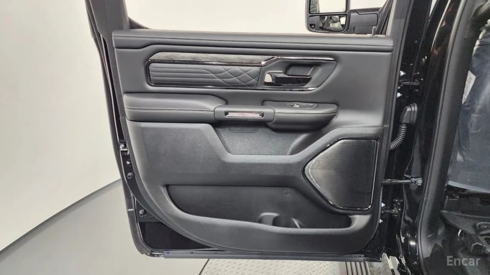Dodge Ram Pick Up