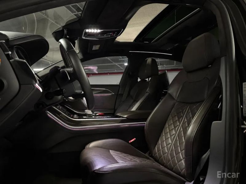Audi S8