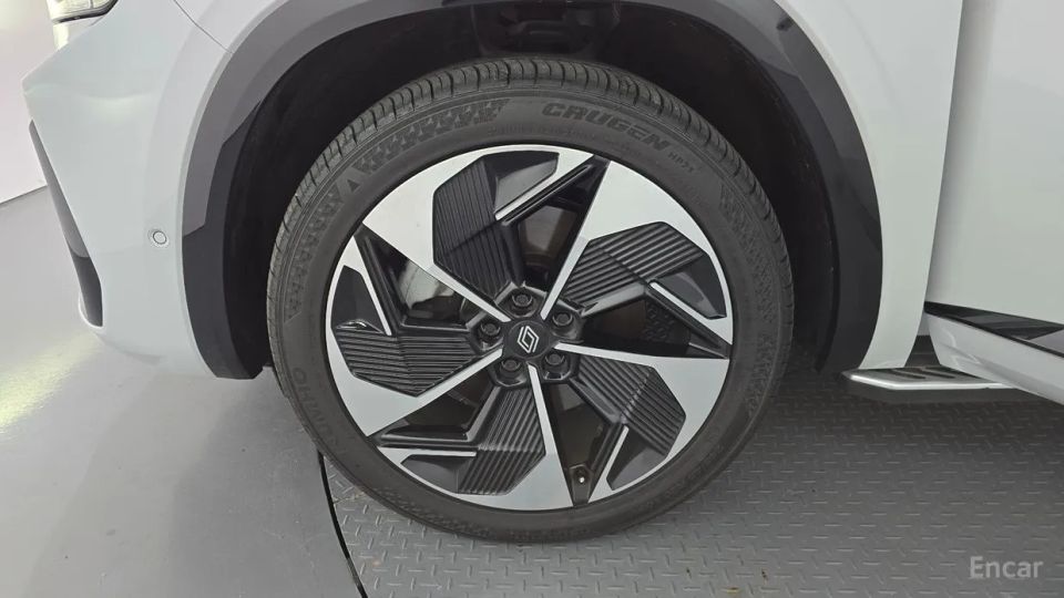 Renault-KoreaSamsung Grand Koleos