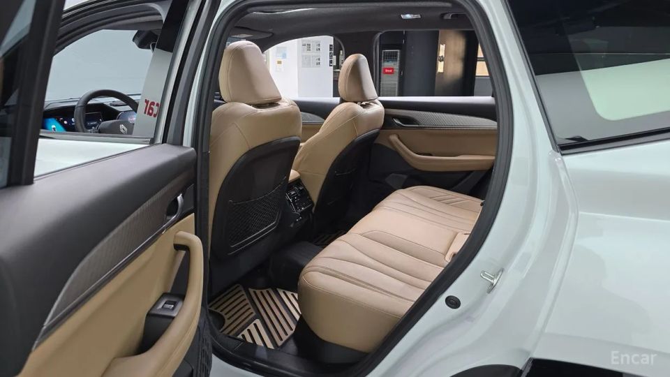 Renault-KoreaSamsung Grand Koleos