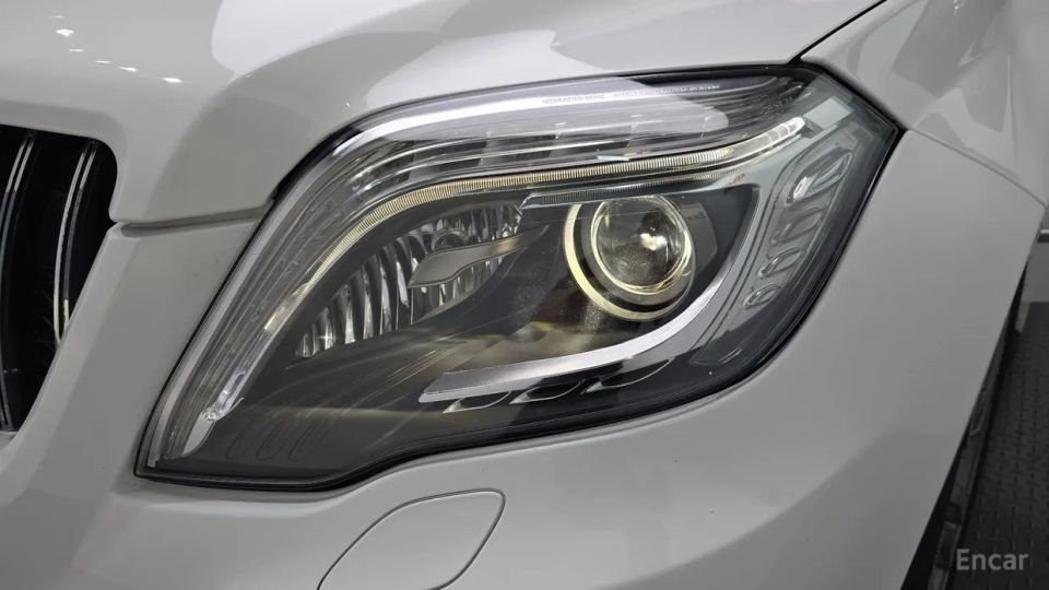 Mercedes-Benz GLK-Class