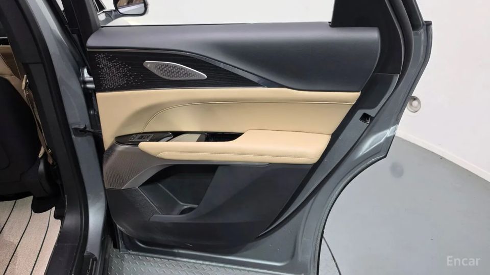 Cadillac Lyriq