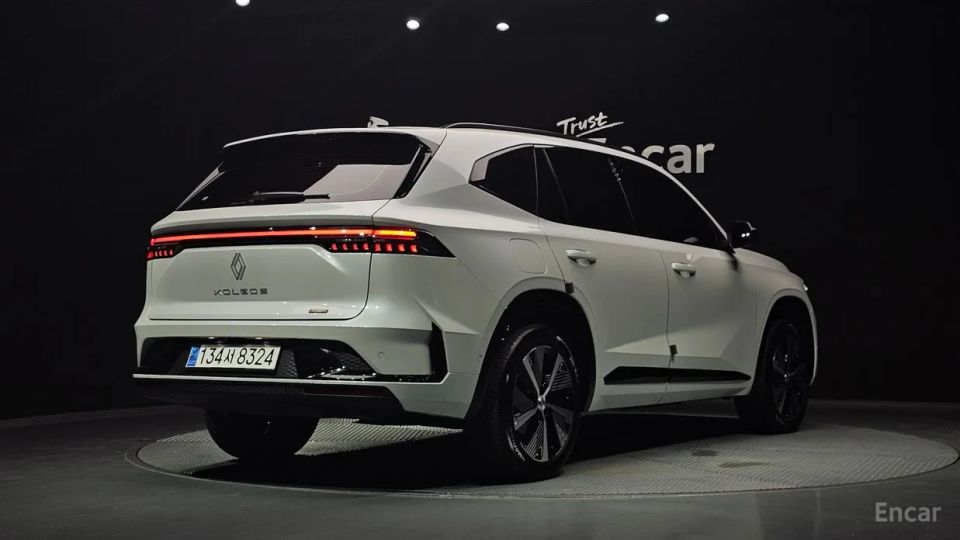 Renault-KoreaSamsung Grand Koleos