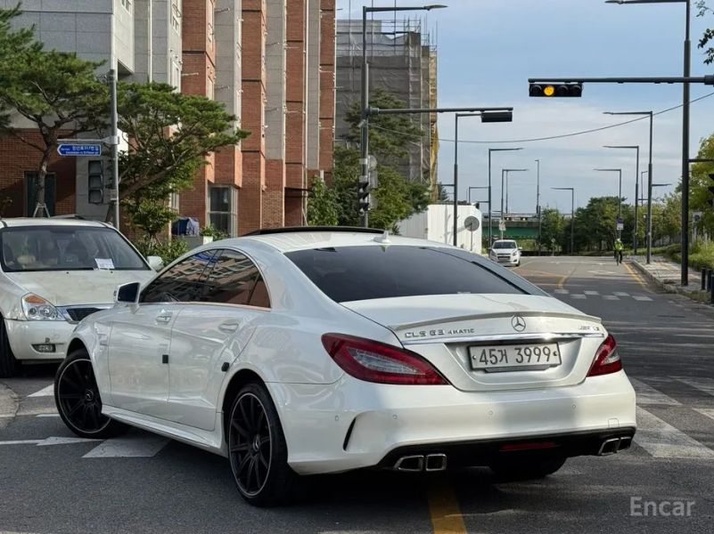Mercedes-Benz CLS-Class