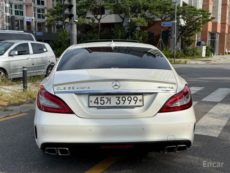 Mercedes-Benz CLS-Class