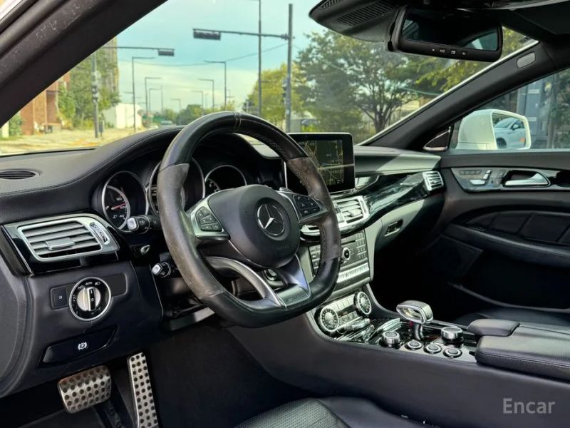 Mercedes-Benz CLS-Class