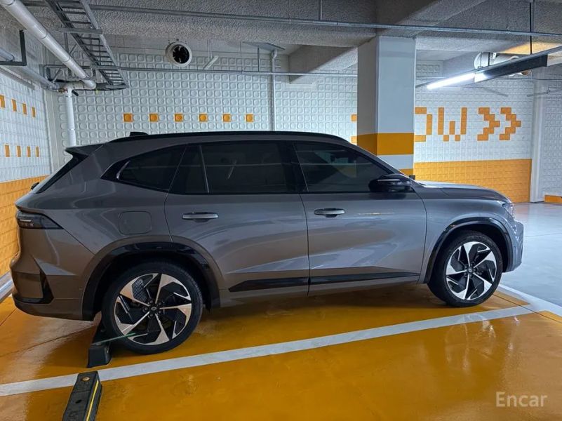 Renault-KoreaSamsung Grand Koleos