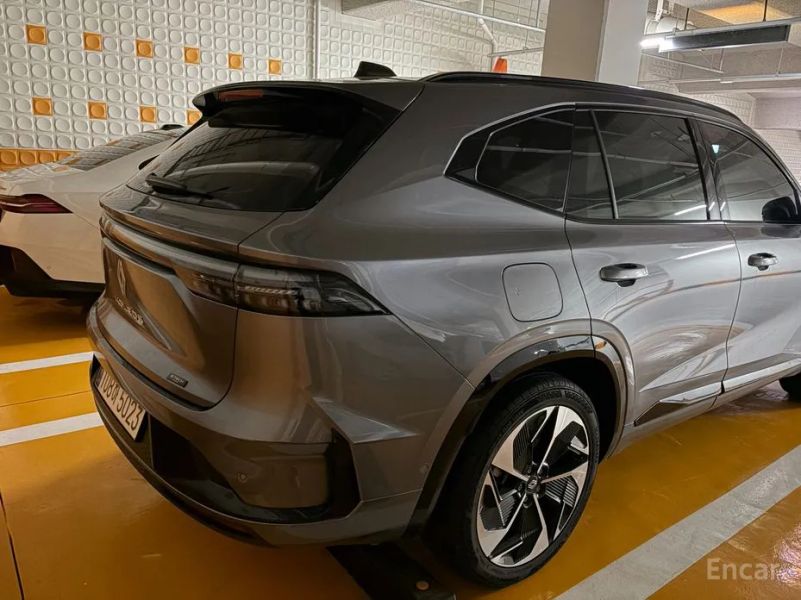 Renault-KoreaSamsung Grand Koleos