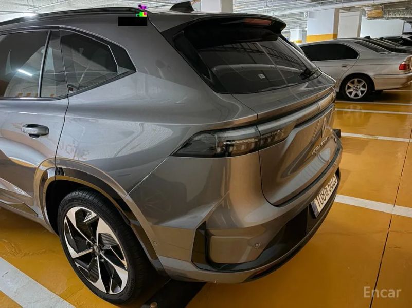 Renault-KoreaSamsung Grand Koleos