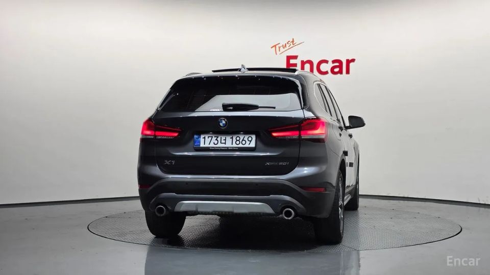 BMW X1