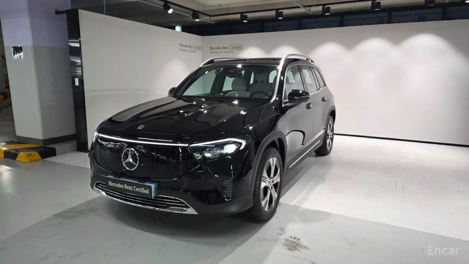 Mercedes-Benz EQB