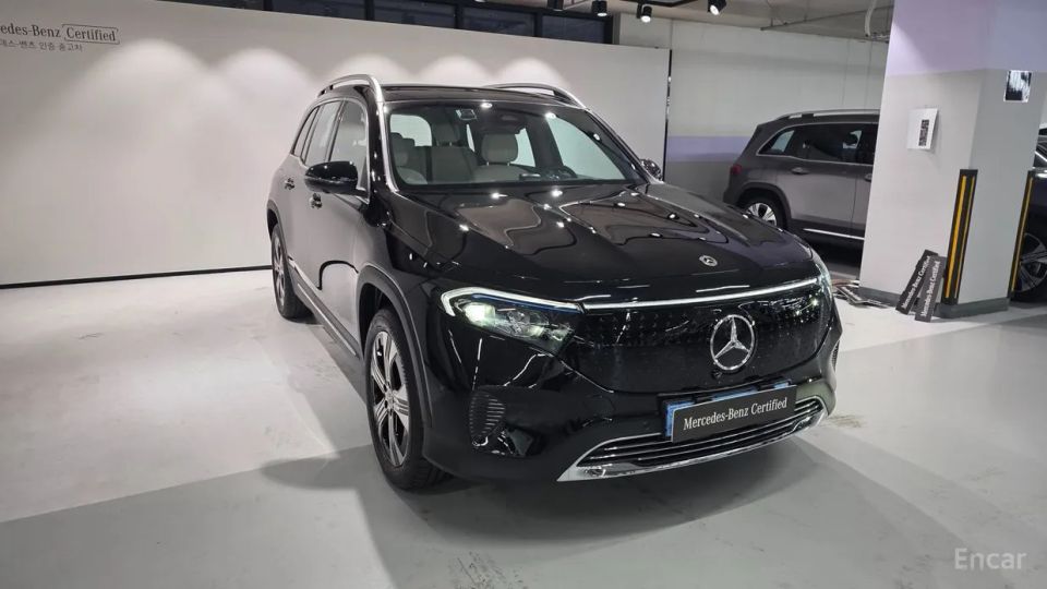 Mercedes-Benz EQB