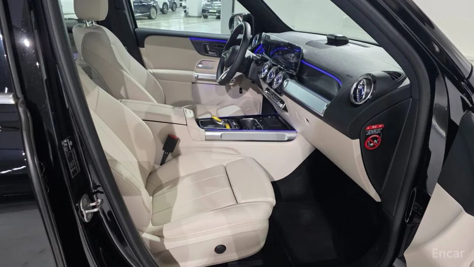 Mercedes-Benz EQB