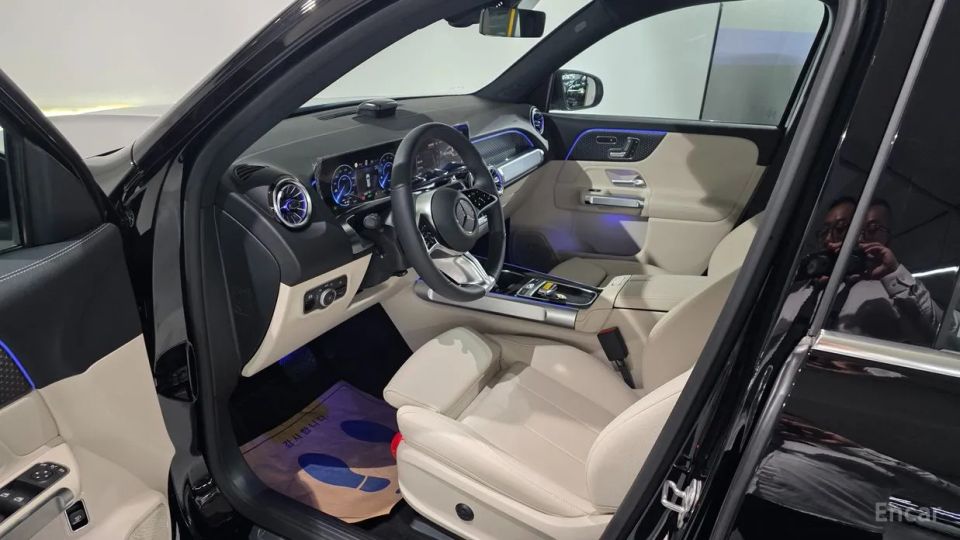 Mercedes-Benz EQB