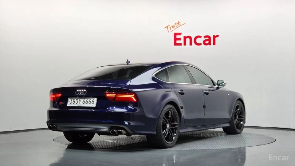 Audi S7