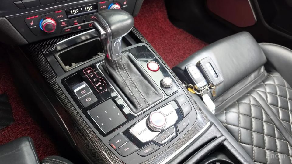 Audi S7